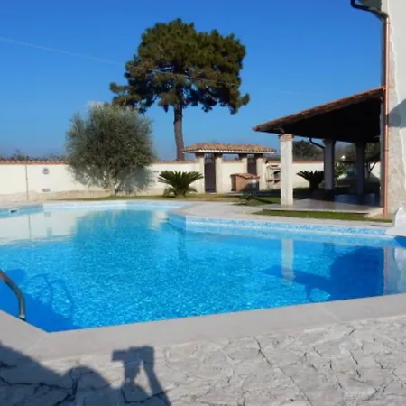 Gold House Luxury Villa Anzio