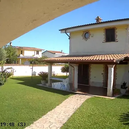 Gold House Luxury Villa