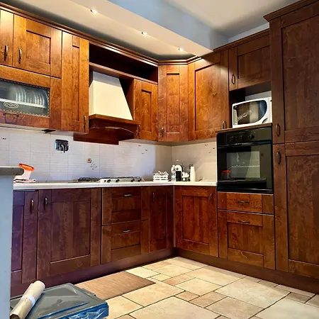 Gold House Luxury *