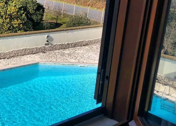 Villa Luxury Gold House *